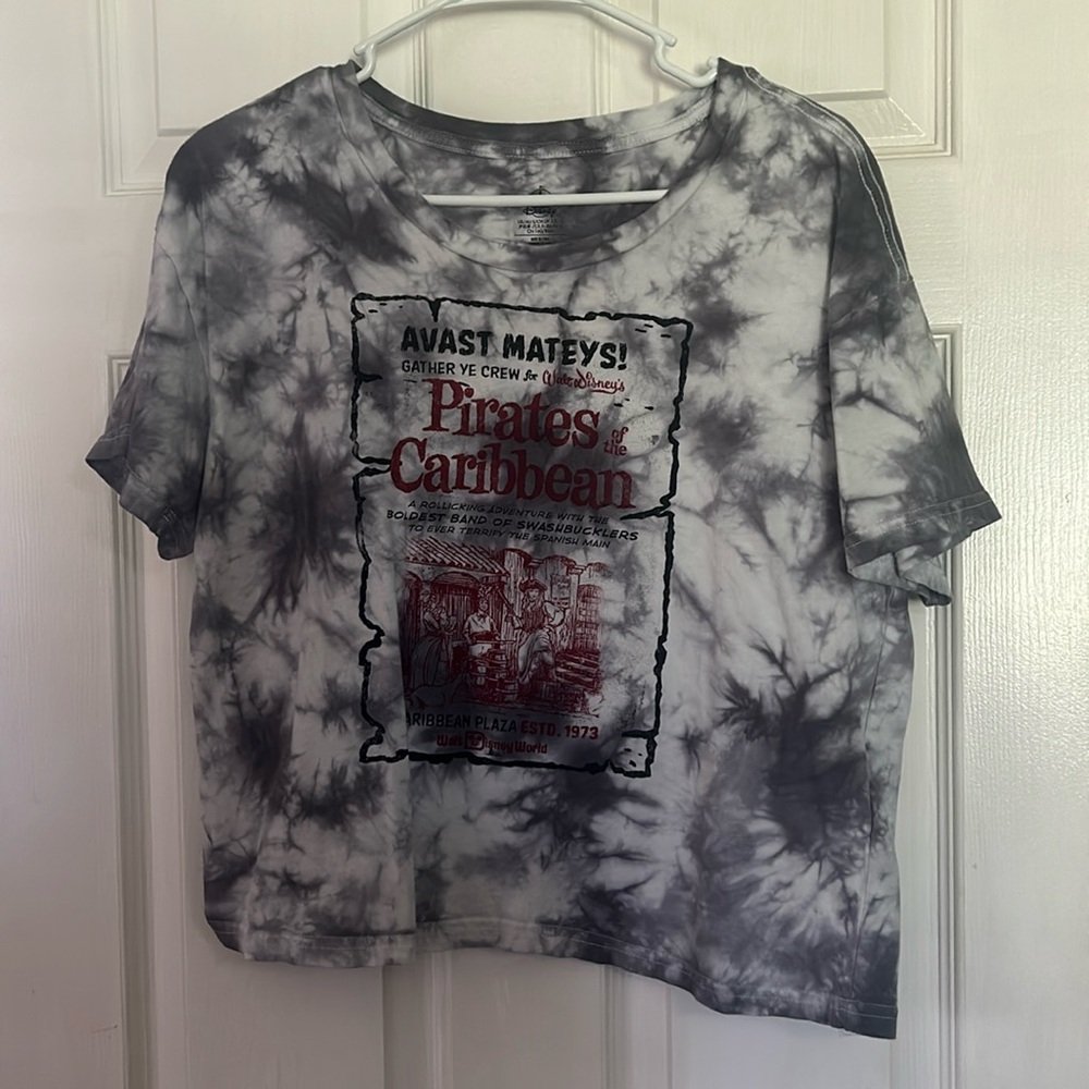Disney world pirates of the Caribbean the dye shirt